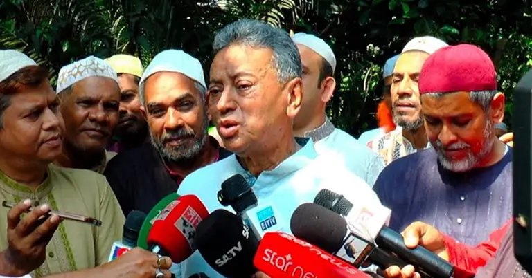 অর্থ ও পরিকল্পনামন্ত্রী আমির খসরু মাহমুদ চৌধুরী